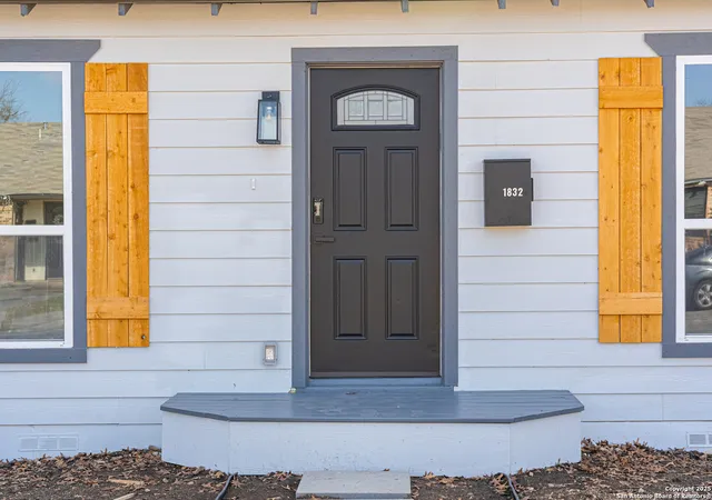 1st image of 1832 W Woodlawn Ave, San Antonio, TX 78201 | MLS# 1840956