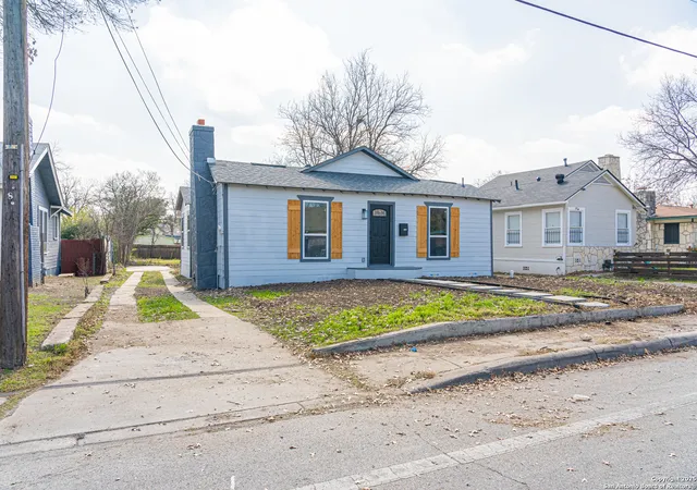 5th image of 1832 W Woodlawn Ave, San Antonio, TX 78201 | MLS# 1840956