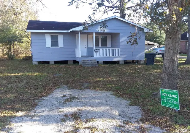 1st image of 5430 Gulf Ave, Groves, TX 77619 | MLS# 1841284