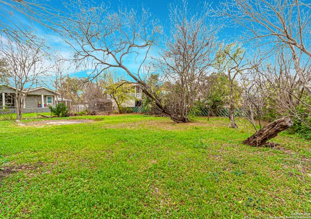 3rd image of 138 Palm Dr, San Antonio, TX 78228 | MLS# 1841328