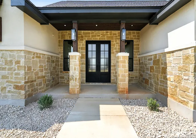 4th image of 1223 County Road 319, La Vernia, TX 78121 | MLS# 1841334