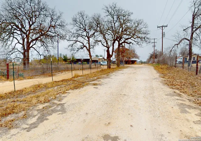 3rd image of 997-2 County Road 6723, Natalia, TX 78059 | MLS# 1841449