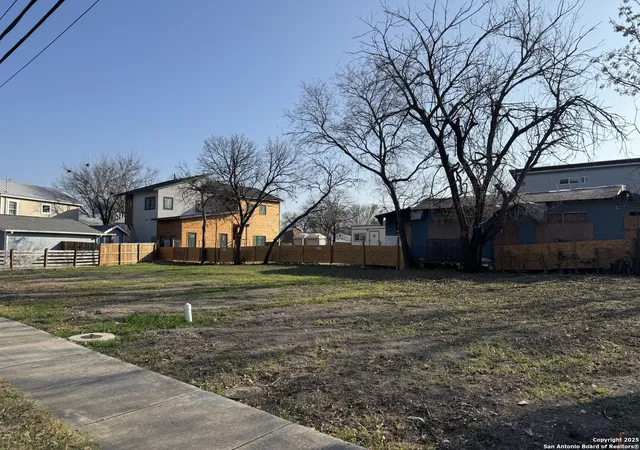 Photo 2 of Land for sale at 602 Labor St, San Antonio, TX 78210 | MLS# 1841579 | Listing updated on 2026-05-31