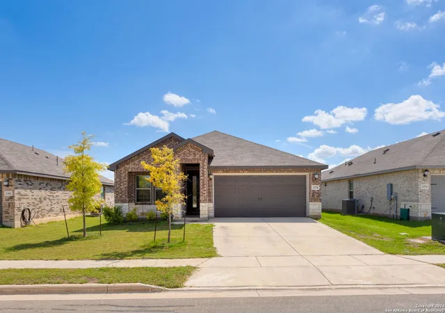 Photo 1 of Single family home for sale at 3378 Triangle Rnch, Schertz, TX 78154 | MLS# 1841624 | Listing updated on 2025-11-17