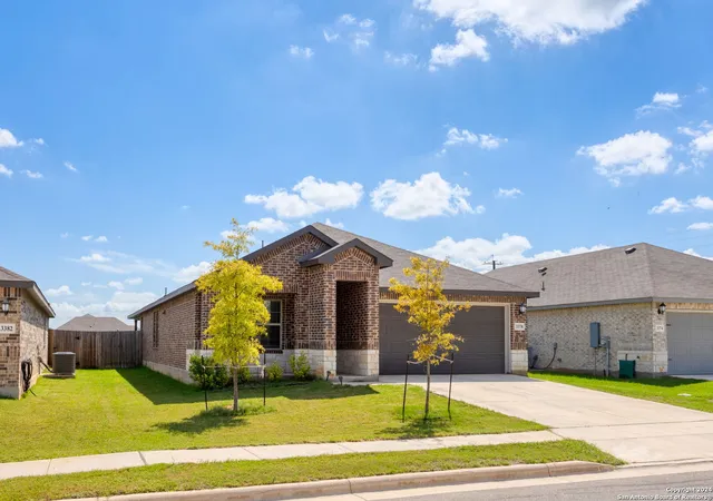 Photo 2 of Single family home for sale at 3378 Triangle Rnch, Schertz, TX 78154 | MLS# 1841624 | Listing updated on 2025-11-17