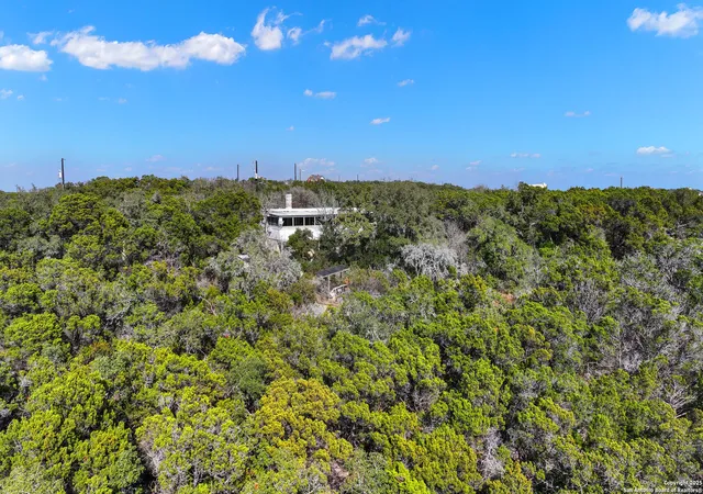 Photo 4 of Single family home for sale at 9150 Camino Del Sol, San Antonio, TX 78255 | MLS# 1841749 | Listing updated on 2026-01-08