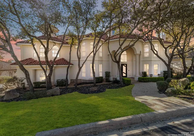 Photo 2 of Sale Pending at 3 Byron Nelson, San Antonio, TX 78257 | MLS# 1842319 | Listing updated on 2025-12-10