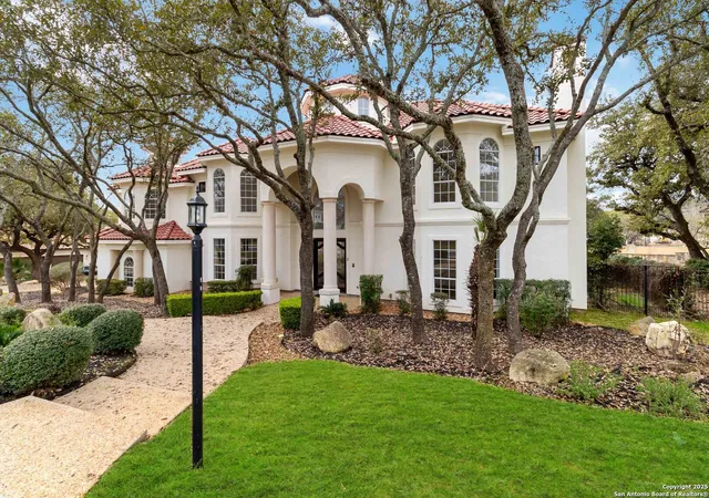 Photo 3 of Sale Pending at 3 Byron Nelson, San Antonio, TX 78257 | MLS# 1842319 | Listing updated on 2025-12-10