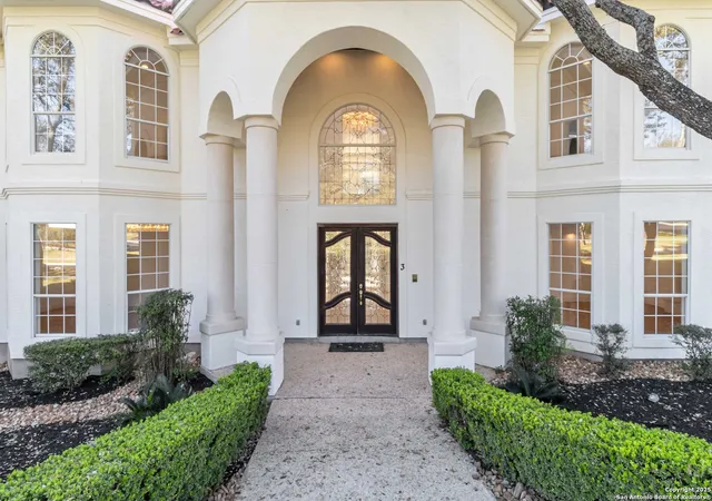 Photo 4 of Sale Pending at 3 Byron Nelson, San Antonio, TX 78257 | MLS# 1842319 | Listing updated on 2025-12-10