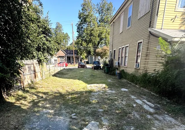 2nd image of 710 Marshall St, San Antonio, TX 78212 | MLS# 1842413