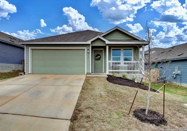 Photo 2 of Single family home for sale at 5851 Forenoon Dr, Bulverde, TX 78163 | MLS# 1842546 | Listing updated on 2025-03-06