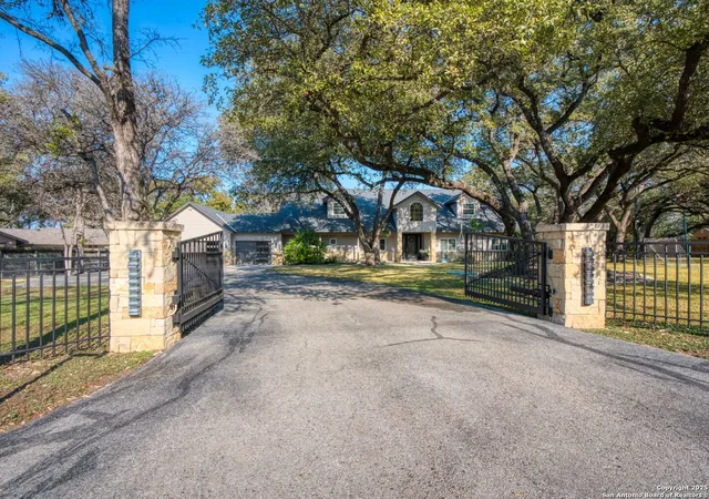 Photo 2 of Sale Pending at 9318 Oak Ledge, San Antonio, TX 78217 | MLS# 1842641 | Listing updated on 2025-11-02