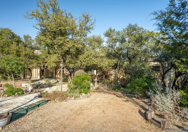 Photo 2 of Single family home for sale at 903 Bumelia Dr, San Antonio, TX 78260 | MLS# 1842696 | Listing updated on 2025-08-23