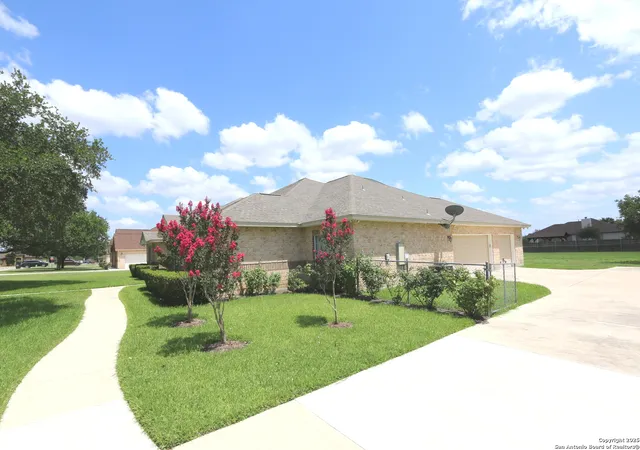 Photo 3 of Single family home for sale at 8306 Quail Covey Ln, San Antonio, TX 78263 | MLS# 1842897 | Listing updated on 2025-09-09
