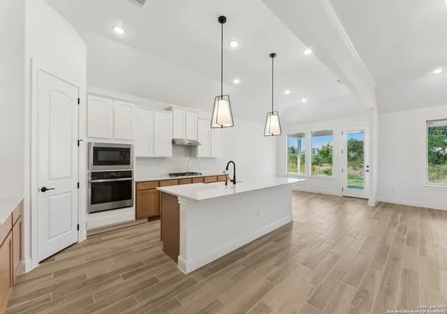 Photo 3 of Sale Pending at 9302 Everly Crk Dr, San Antonio, TX 78263 | MLS# 1843148 | Listing updated on 2025-08-18