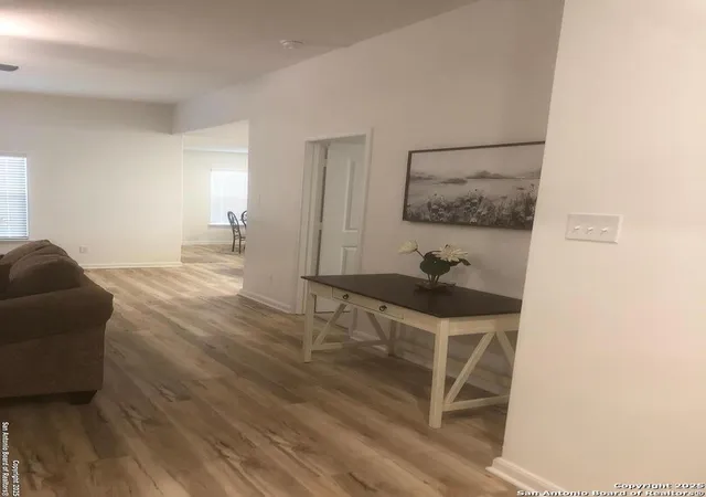 Photo 4 of Single family home for sale at 16000 Windview Court, Lytle, TX 78052 | MLS# 1843180 | Listing updated on 2025-09-14