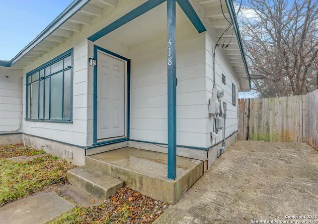 3rd image of 518 W Academy St, San Antonio, TX 78226 | MLS# 1843319