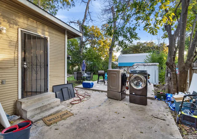 Photo 3 of Sale Pending at 342 Kirk, San Antonio, TX 78225 | MLS# 1843497 | Listing updated on 2025-10-15