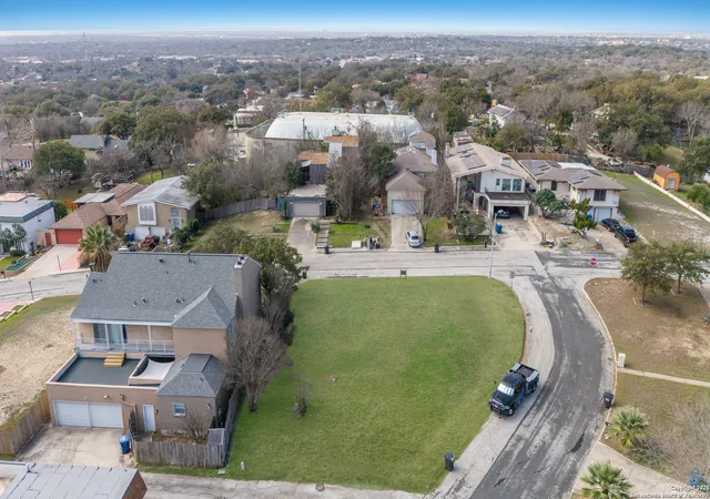 Photo 3 of Sale Pending at 329 Clubhill, San Antonio, TX 78228 | MLS# 1843629 | Listing updated on 2026-01-13