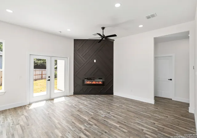 Photo 2 of Sale Pending at 142 Granite Rd, Spring Branch, TX 78070 | MLS# 1843940 | Listing updated on 2025-09-16