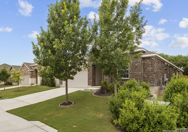 Photo 2 of Sale Pending at 8547 Laxey Wheel, San Antonio, TX 78254 | MLS# 1844143 | Listing updated on 2025-10-22