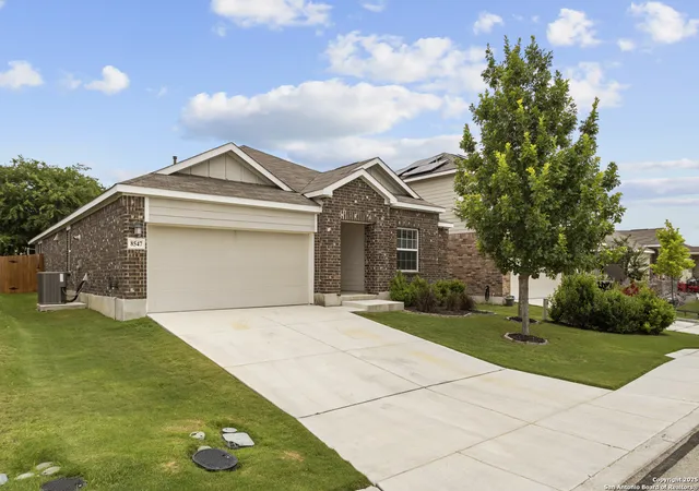 Photo 3 of Sale Pending at 8547 Laxey Wheel, San Antonio, TX 78254 | MLS# 1844143 | Listing updated on 2025-10-22