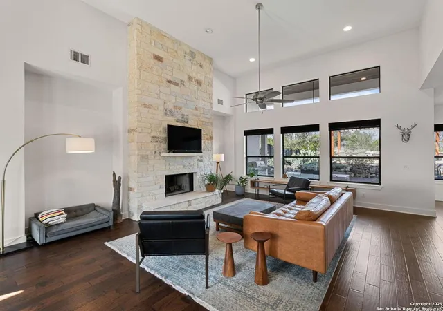 Photo 4 of Sale Pending at 5922 Keller Ridge, New Braunfels, TX 78132 | MLS# 1844199 | Listing updated on 2025-10-09