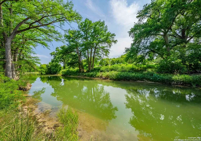 Land for sale at 505 Fm 473, Comfort, TX 78013 | MLS# 1844277