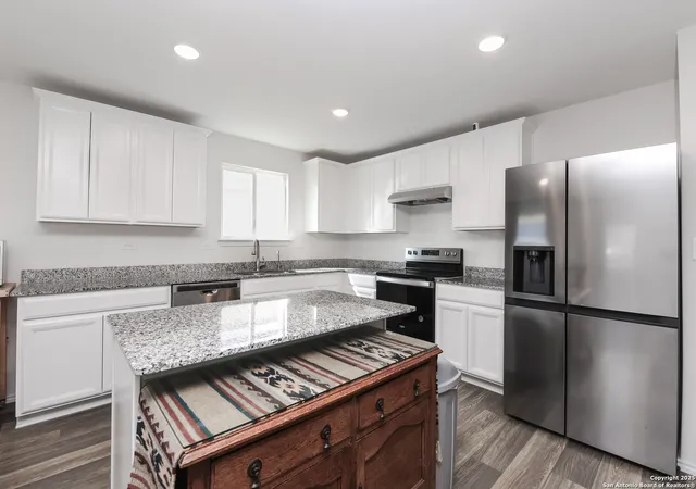 Photo 4 of Single family home for sale at 5922 Rolling Glen, San Antonio, TX 78218 | MLS# 1844339 | Listing updated on 2026-06-15