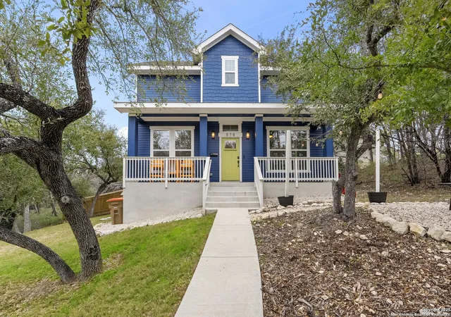 Photo 1 of Single family home for sale at 578 Firefly, Canyon Lake, TX 78133 | MLS# 1844380 | Listing updated on 2025-10-30