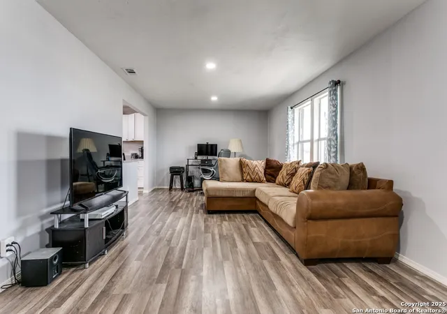 Photo 3 of Sale Pending at 9262 Schaefer Rd, Converse, TX 78109 | MLS# 1844449 | Listing updated on 2025-09-23