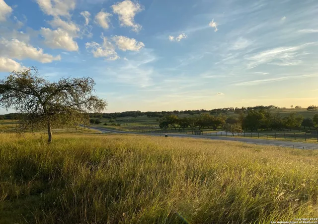 2nd image of 282 Inspiration Loop, Comfort, TX 78013 | MLS# 1844536