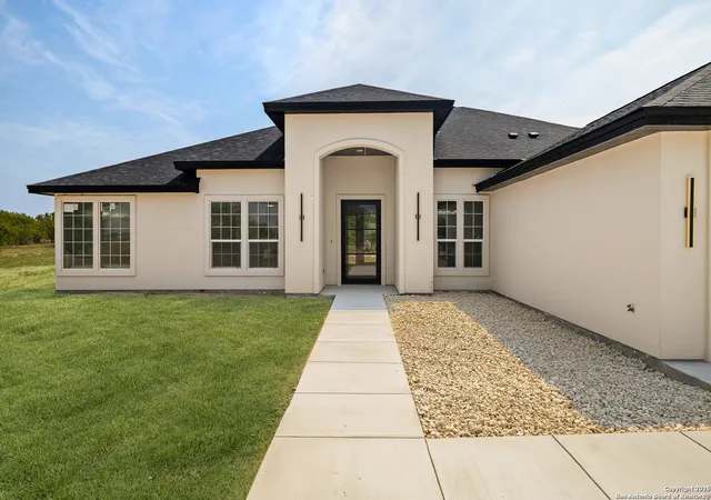 3rd image of 2299 St Hwy 173 S, Devine, TX 78016 | MLS# 1844590