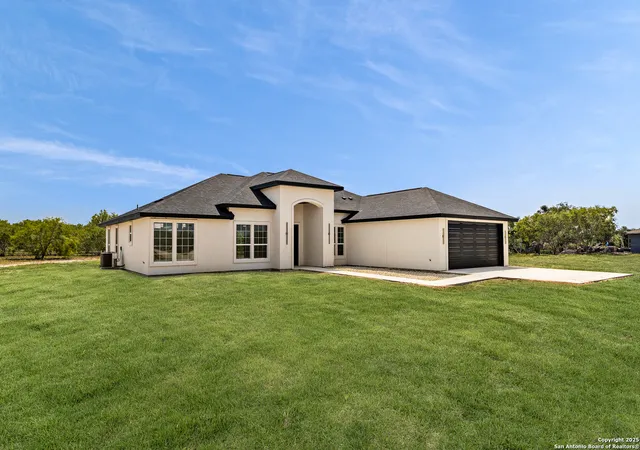1st image of 2299 St Hwy 173 S, Devine, TX 78016 | MLS# 1844590