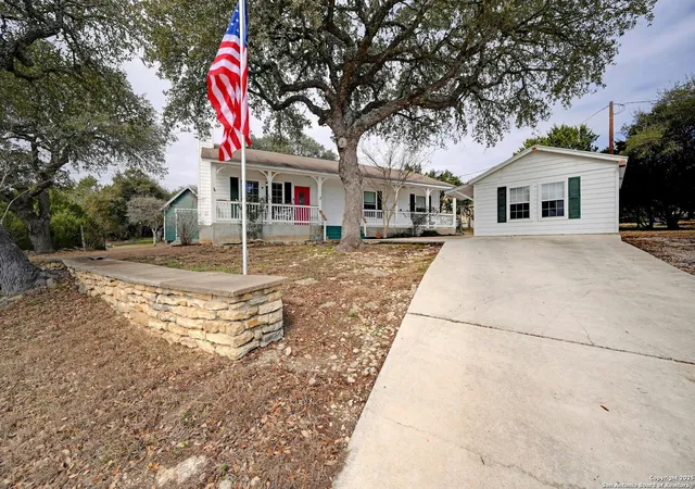 Photo 2 of Single family home for sale at 401 Stallion Springs, Fischer, TX 78623 | MLS# 1844776 | Listing updated on 2025-10-06