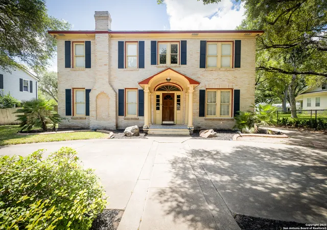 5th image of 1107 N Adams, Beeville, TX 78102 | MLS# 1845033