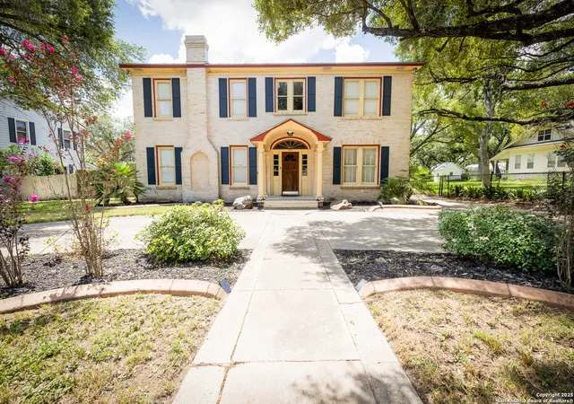 3rd image of 1107 N Adams, Beeville, TX 78102 | MLS# 1845033