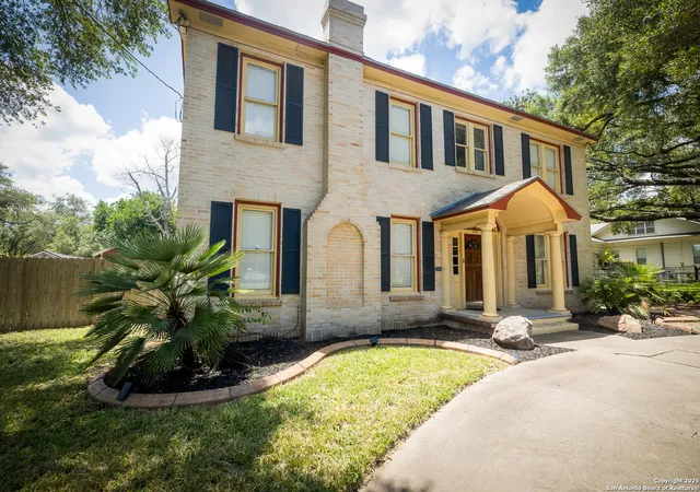 4th image of 1107 N Adams, Beeville, TX 78102 | MLS# 1845033