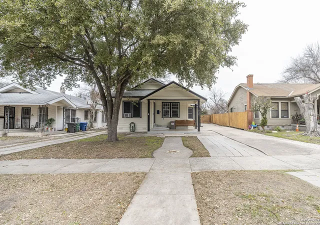 Photo 1 of Single family home for sale at 935 E Highland Blvd, San Antonio, TX 78210 | MLS# 1845040 | Listing updated on 2025-08-25