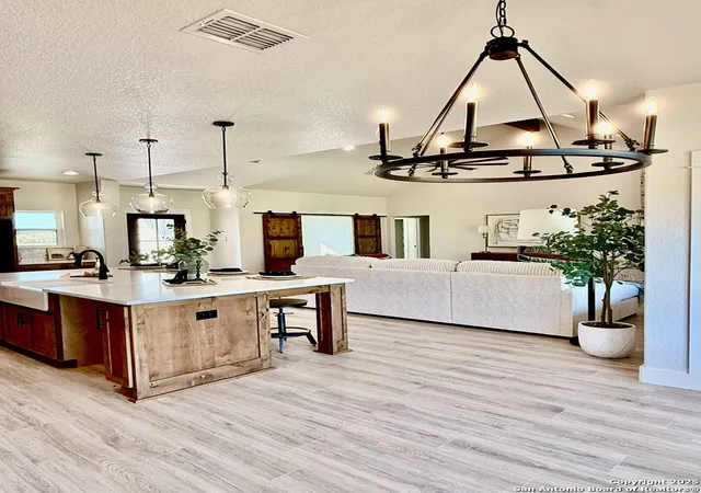 4th image of 156 Firewheel Loop, Floresville, TX 78114 | MLS# 1845054