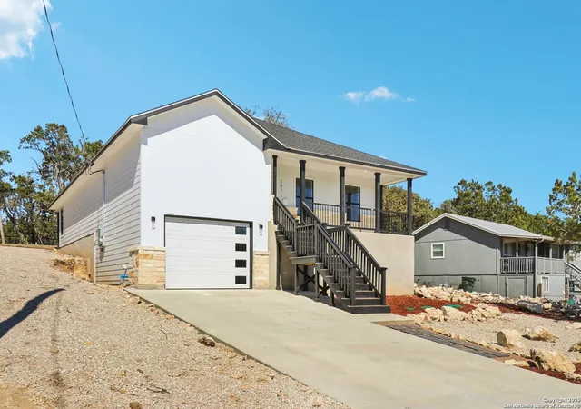 Photo 2 of Sale Pending at 1071 High Point Ln, Spring Branch, TX 78070 | MLS# 1845075 | Listing updated on 2025-12-05
