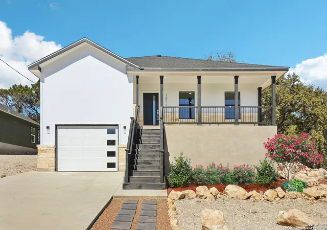 Photo 1 of Sale Pending at 1071 High Point Ln, Spring Branch, TX 78070 | MLS# 1845075 | Listing updated on 2025-12-05
