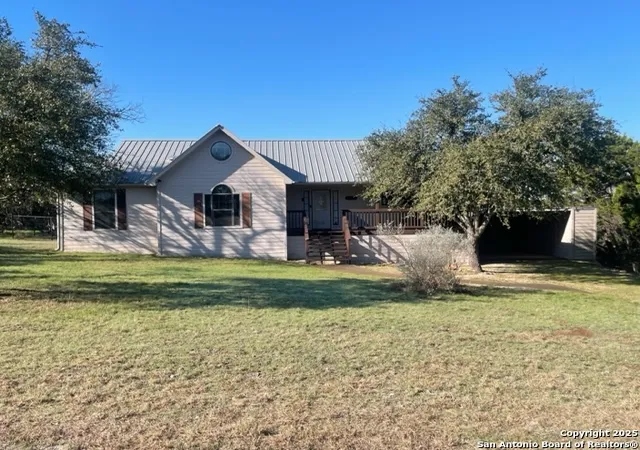 Photo 1 of Sale Pending at 1049 Summit Ridge, New Braunfels, TX 78132 | MLS# 1845272 | Listing updated on 2025-11-26