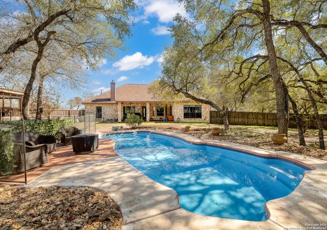 Photo 2 of Single family home for sale at 229 Legacy Trail Dr, La Vernia, TX 78121 | MLS# 1845558 | Listing updated on 2026-09-09