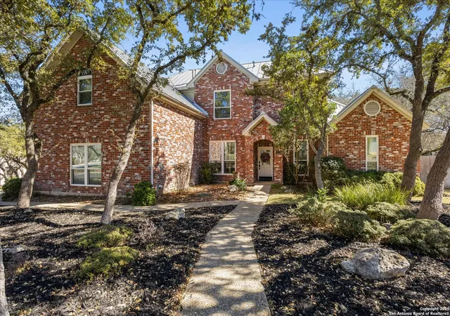 Photo 3 of Single family home for sale at 8506 Fairway Trail Dr, Boerne, TX 78015 | MLS# 1845849 | Listing updated on 2025-08-26