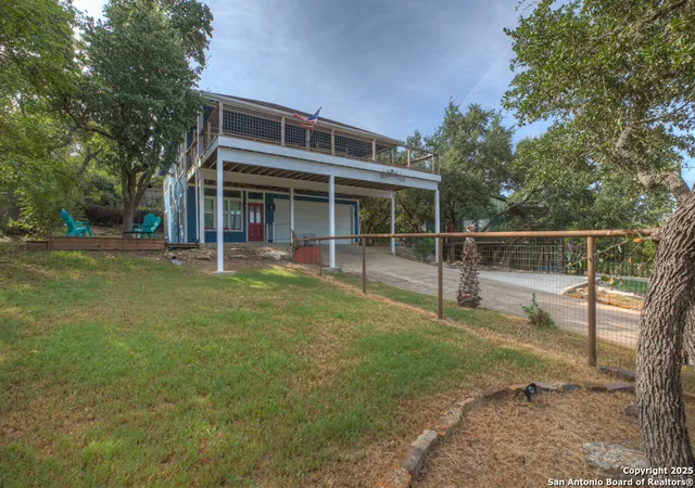 Photo 1 of Single family home for sale at 2720 Westview, Canyon Lake, TX 78133 | MLS# 1845860 | Listing updated on 2025-08-09
