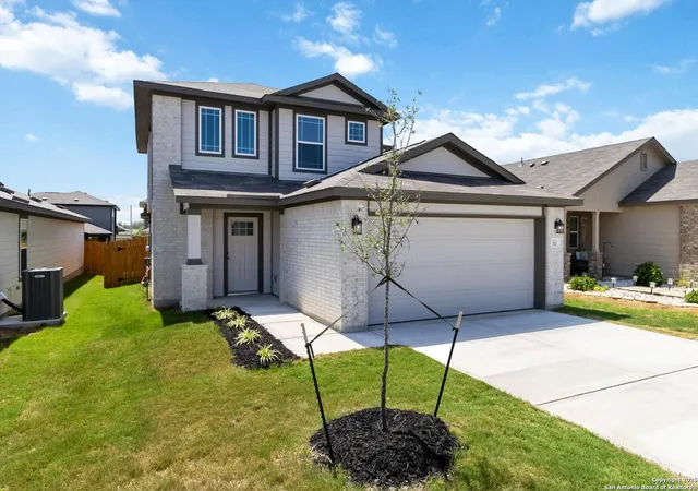 Photo 1 of Sale Pending at 5923 Willow Point Blvd, San Antonio, TX 78219 | MLS# 1845976 | Listing updated on 2026-01-26