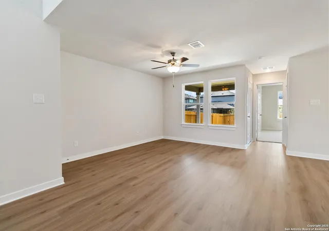 Photo 3 of Sale Pending at 5923 Willow Point Blvd, San Antonio, TX 78219 | MLS# 1845976 | Listing updated on 2026-01-26