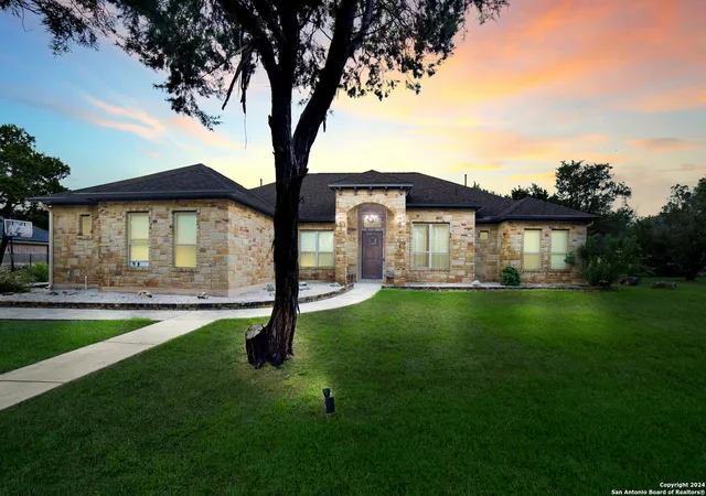 2nd image of 27226 Rockwall Pkwy, New Braunfels, TX 78132 | MLS# 1845983