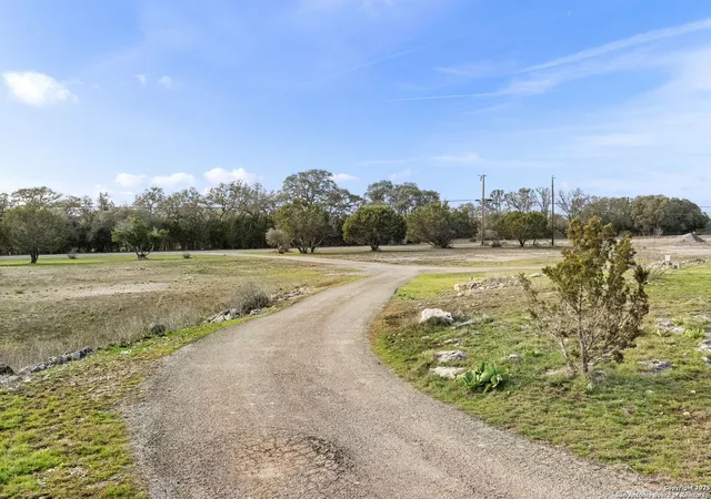 Photo 3 of Single family home for sale at 701 Kreutzberg, Boerne, TX 78006 | MLS# 1846069 | Listing updated on 2025-11-20